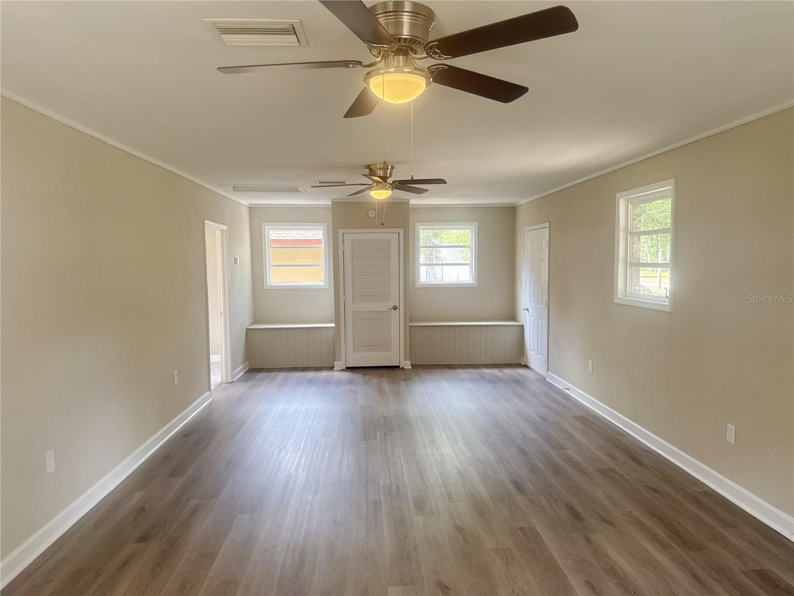 Image 21 of 30 For 11345 188th Avenue