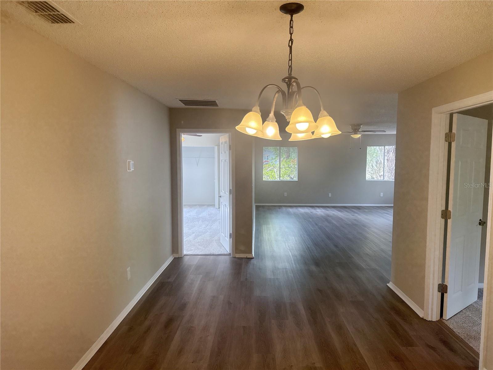 Image 6 of 30 For 11345 188th Avenue