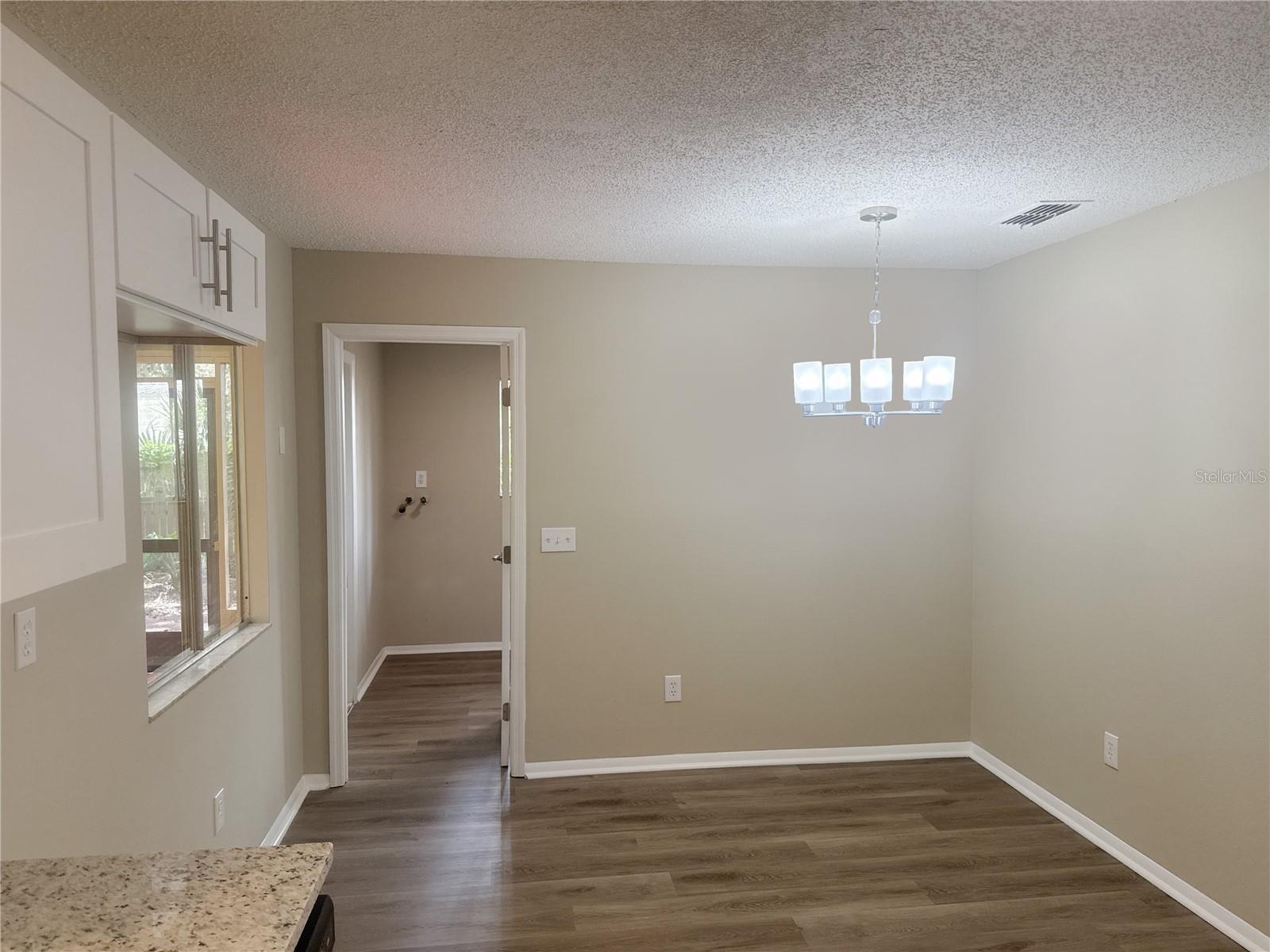 Image 8 of 30 For 11345 188th Avenue