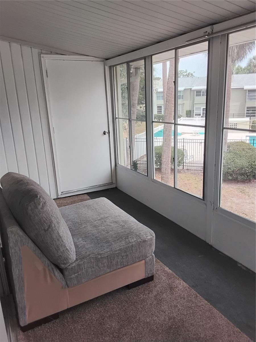 Image 12 of 15 For 570 Bahia Circle B