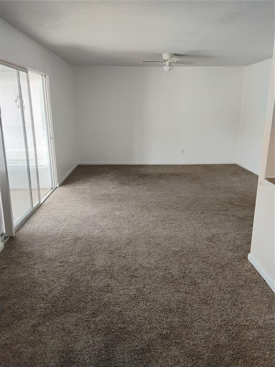 Image 5 of 15 For 570 Bahia Circle B