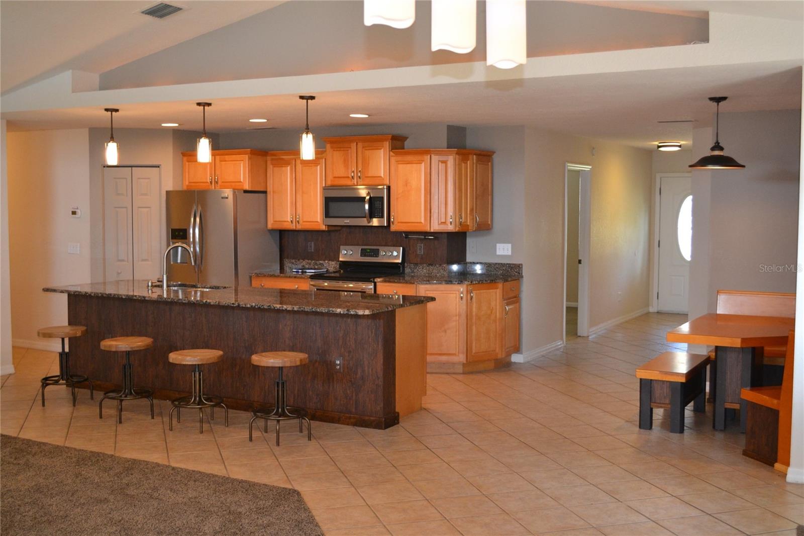 Image 30 of 47 For 26 Ocale Way