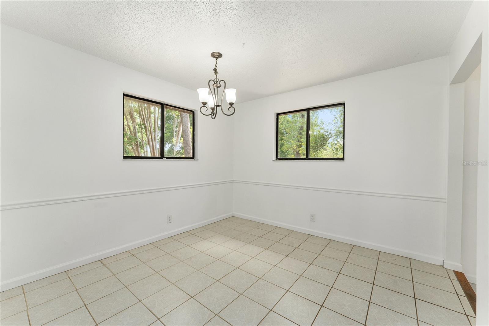 Image 23 of 48 For 1309 43rd Terrace