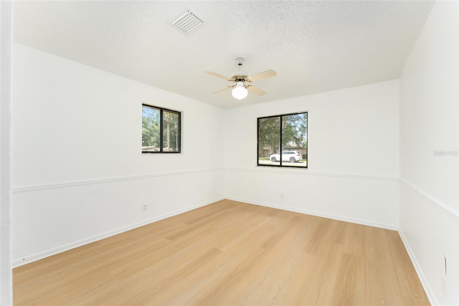 Image 40 of 48 For 1309 43rd Terrace