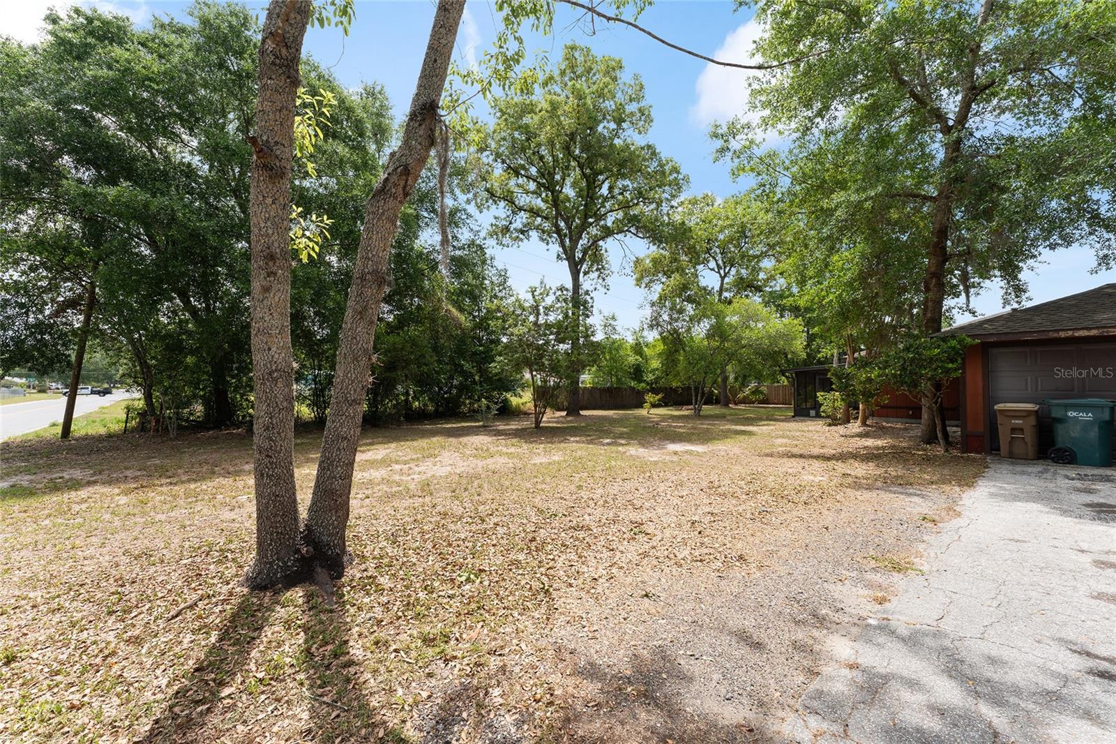 Image 5 of 48 For 1309 43rd Terrace