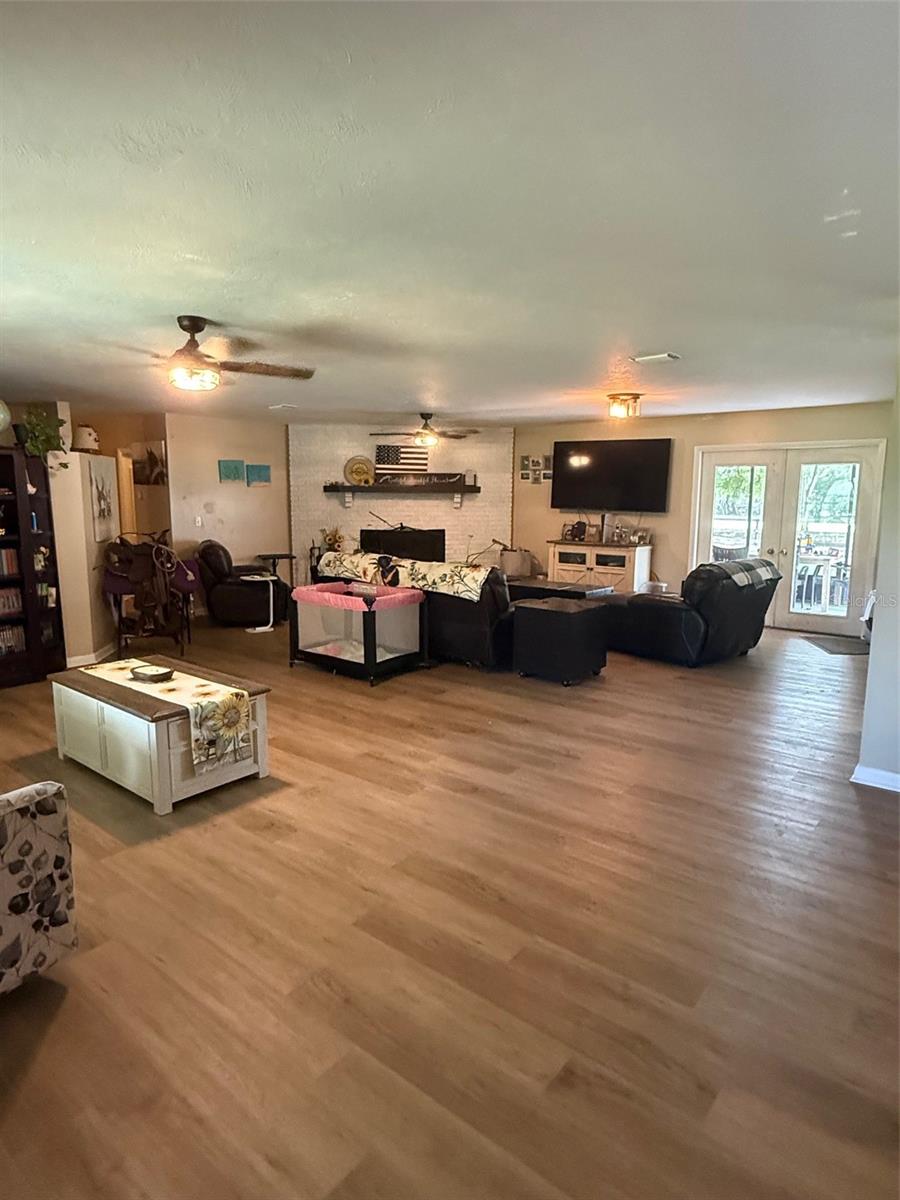 Image 20 of 41 For 13551 14th Avenue