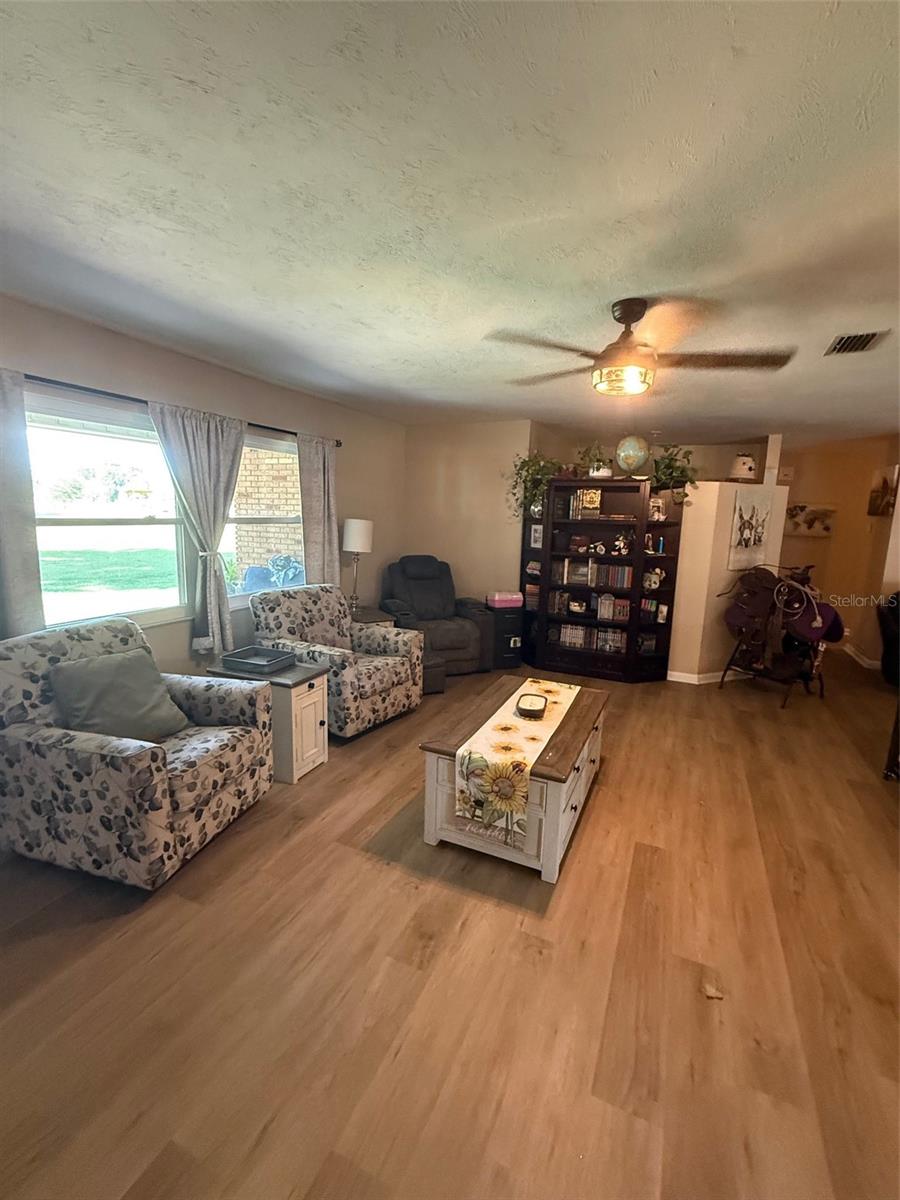 Image 22 of 41 For 13551 14th Avenue