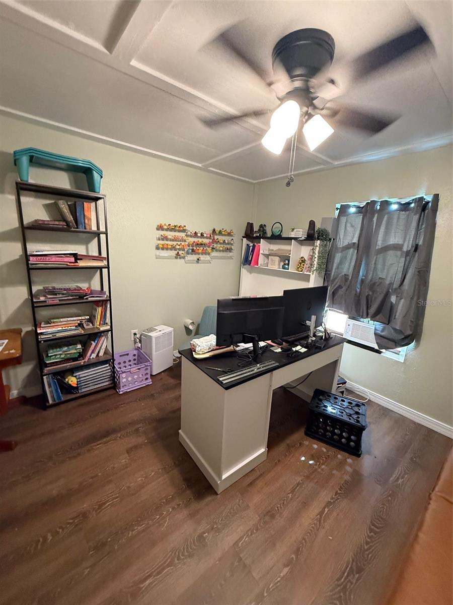 Image 9 of 41 For 13551 14th Avenue