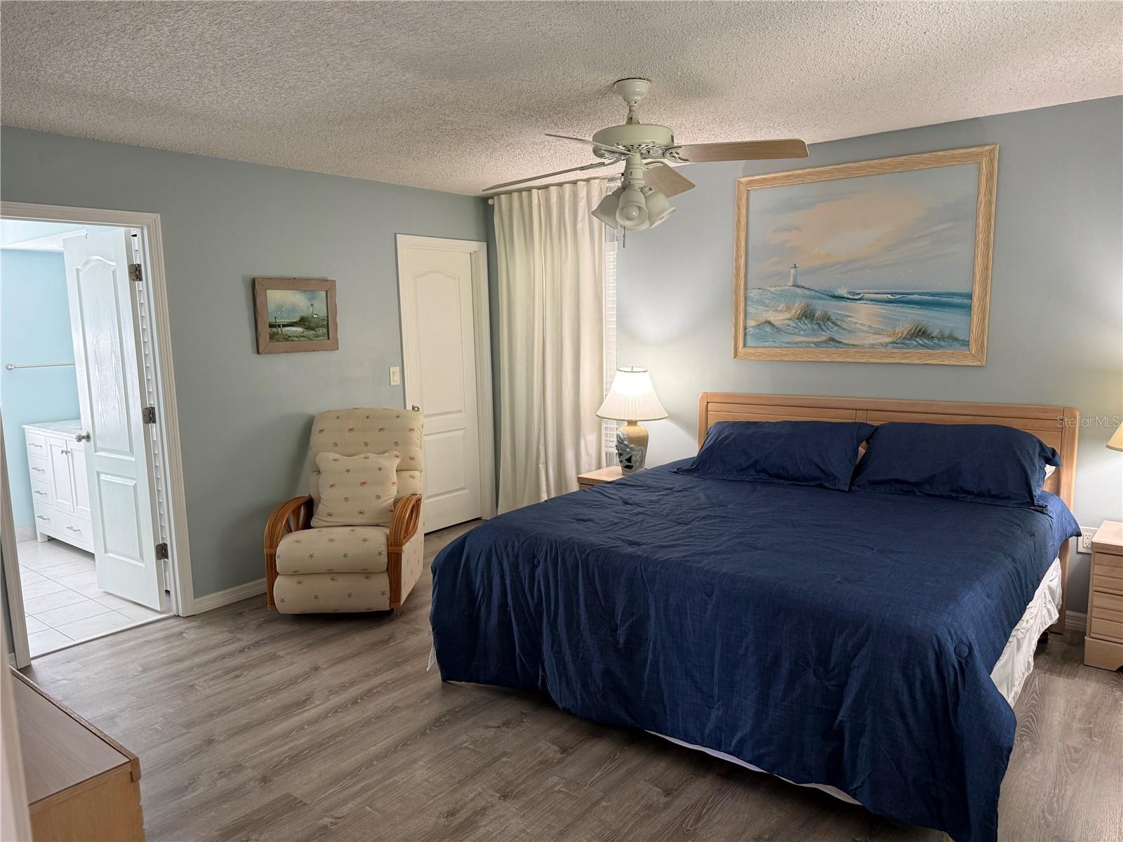 Image 12 of 19 For 2764 Regatta Point