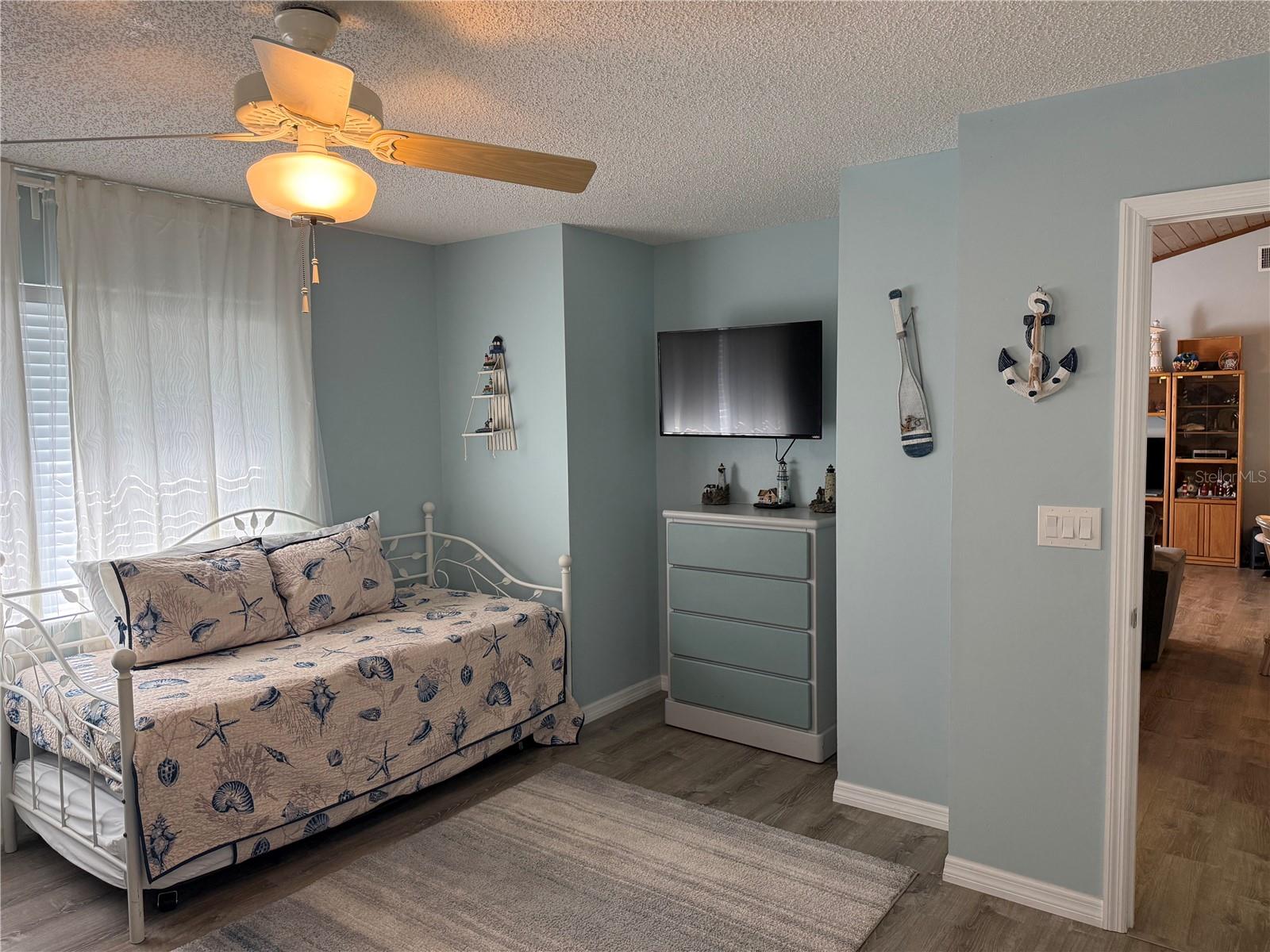 Image 16 of 19 For 2764 Regatta Point