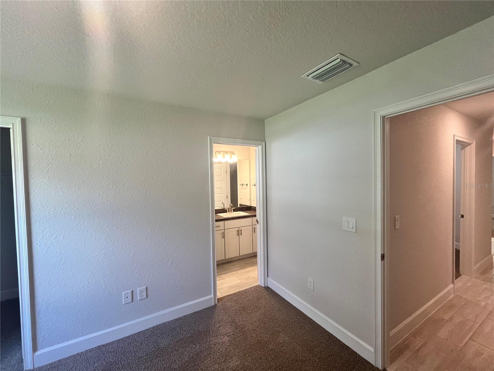 Image 16 of 18 For 15691 97th Avenue