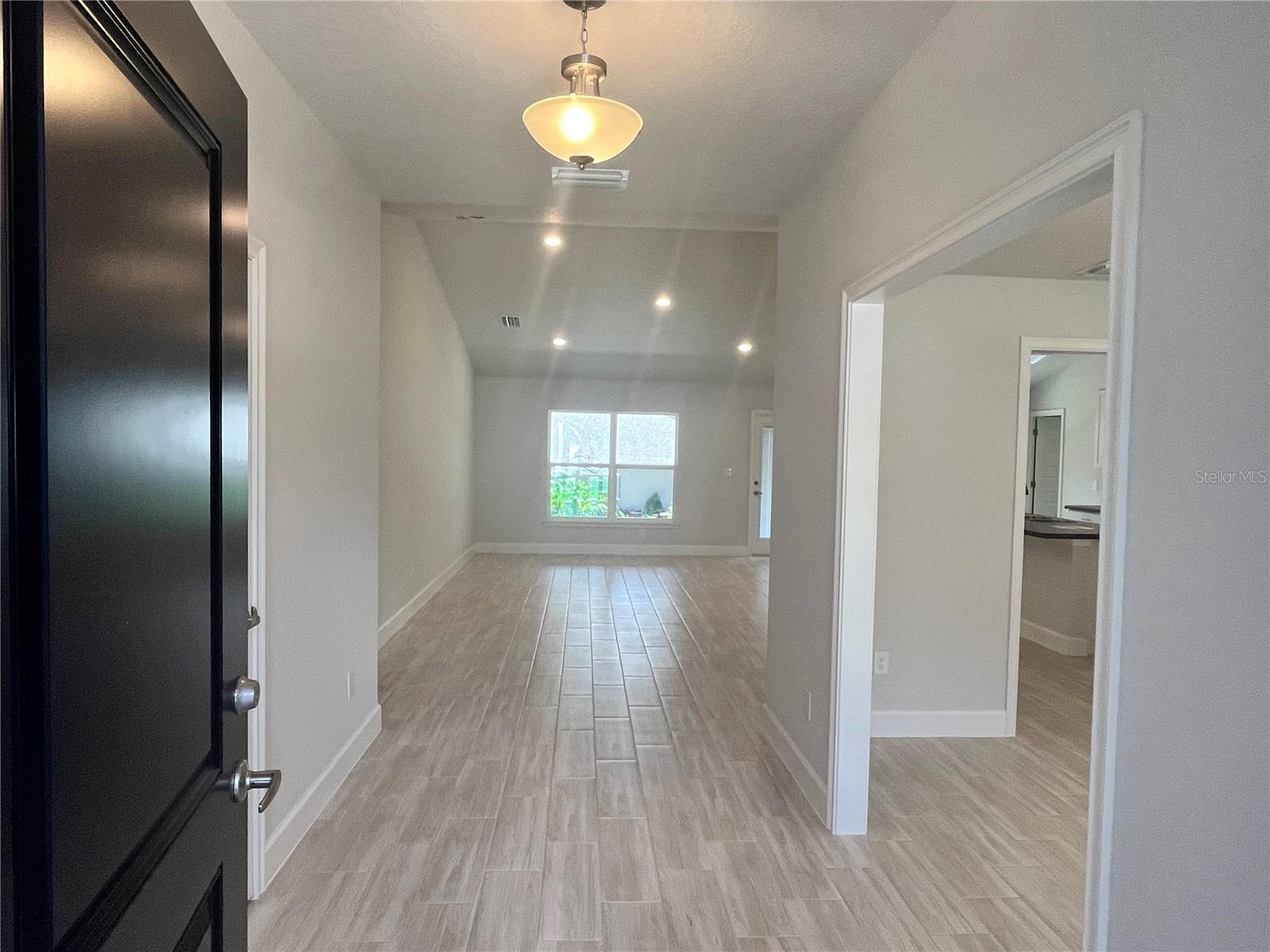 Image 4 of 18 For 15691 97th Avenue