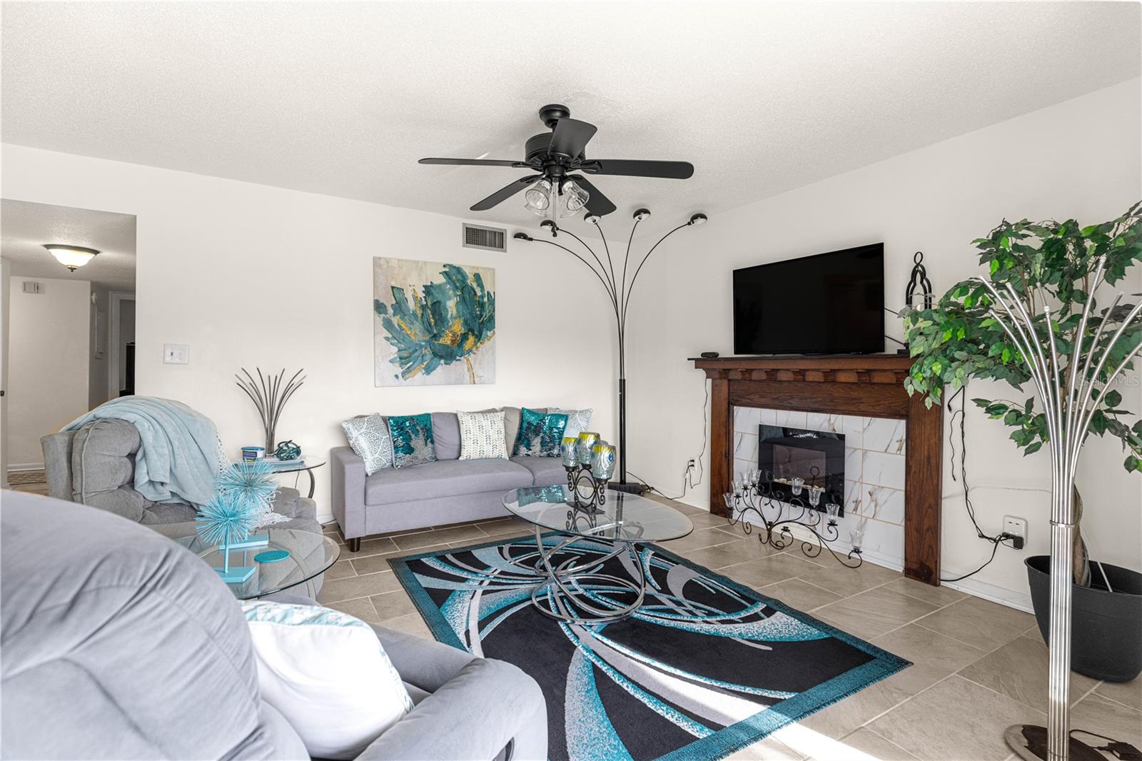 Image 6 of 24 For 628 Midway Drive B