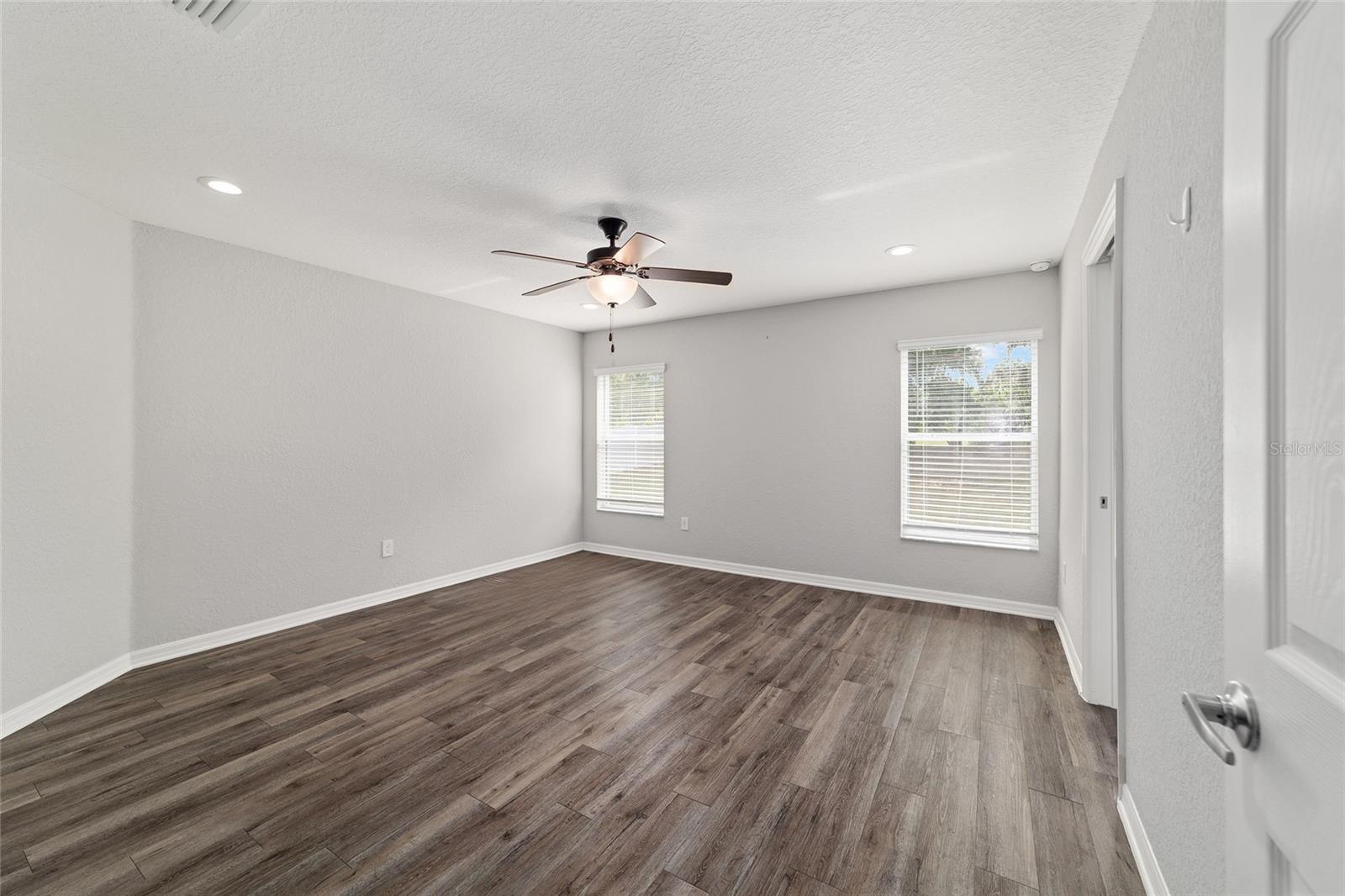 Image 25 of 47 For 8941 51st  