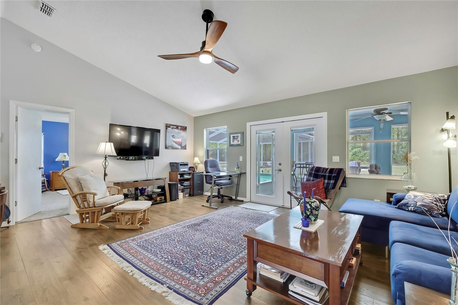 Image 10 of 56 For 9690 Alder Avenue
