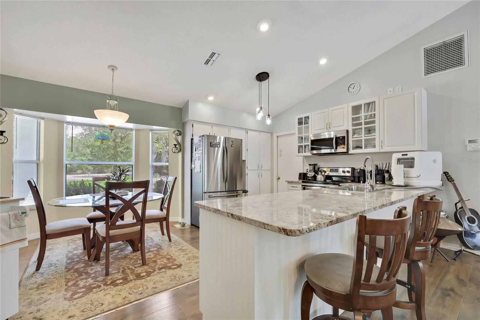 Image 14 of 56 For 9690 Alder Avenue