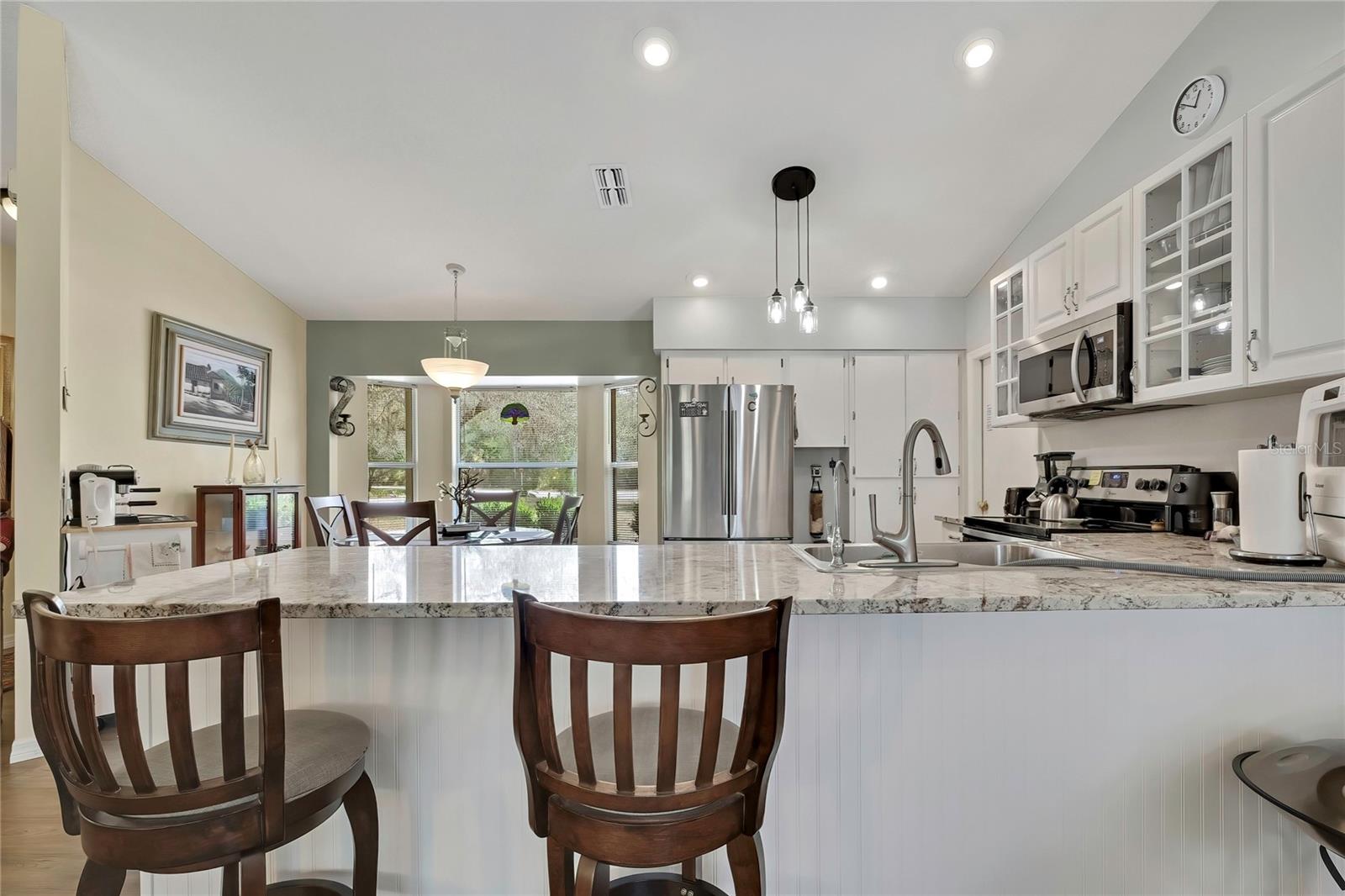 Image 15 of 56 For 9690 Alder Avenue