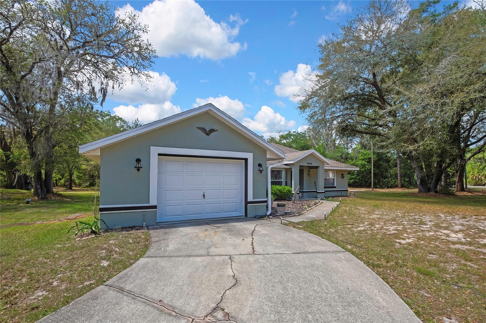 Image 4 of 56 For 9690 Alder Avenue