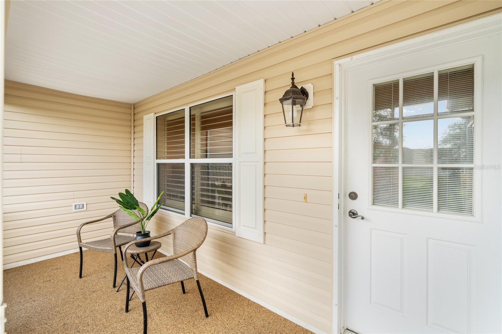 Image 3 of 29 For 991 Barrymoore Loop