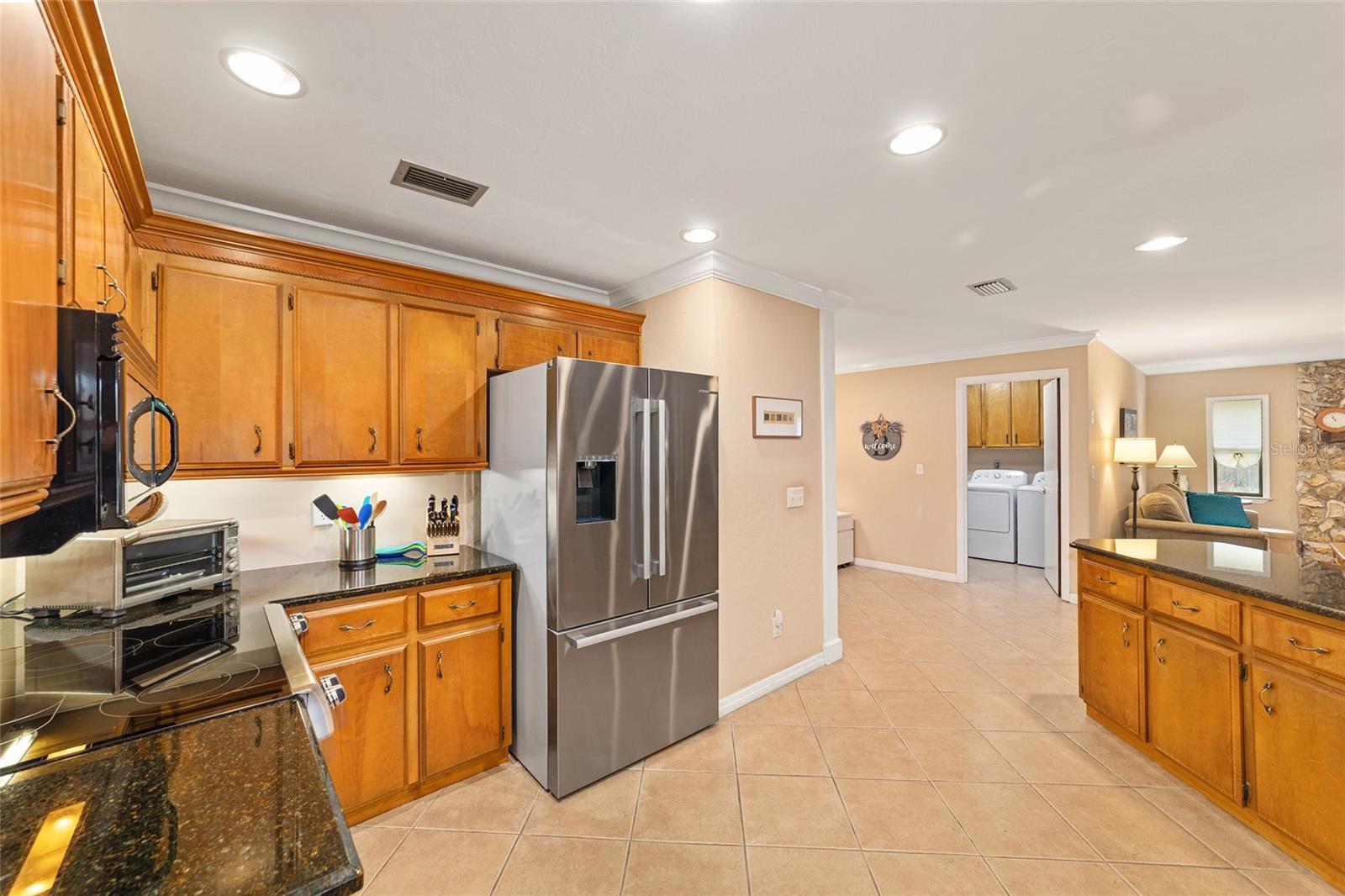 Image 9 of 33 For 4528 4th Place