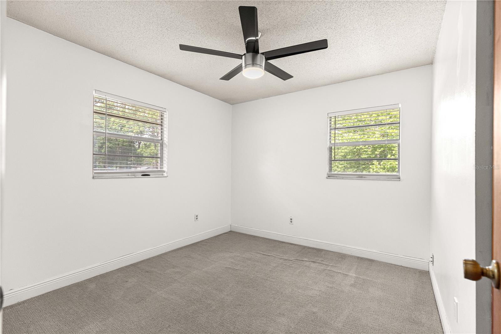 Image 20 of 39 For 1421 23rd Street