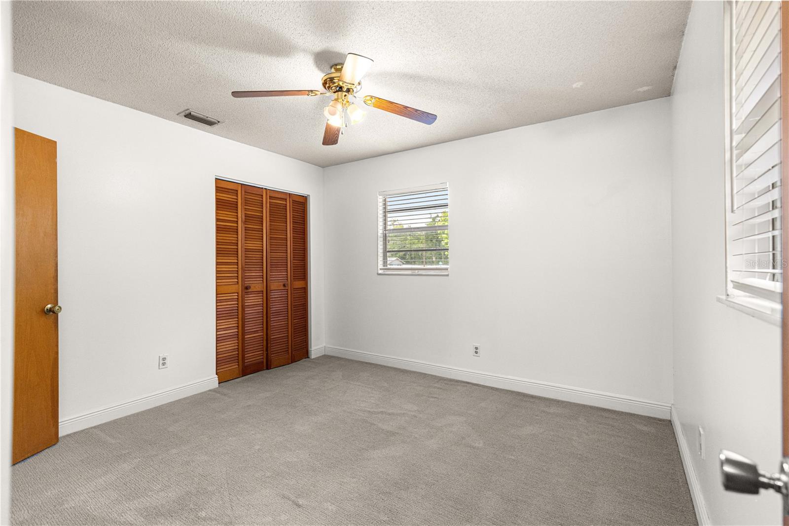 Image 27 of 39 For 1421 23rd Street