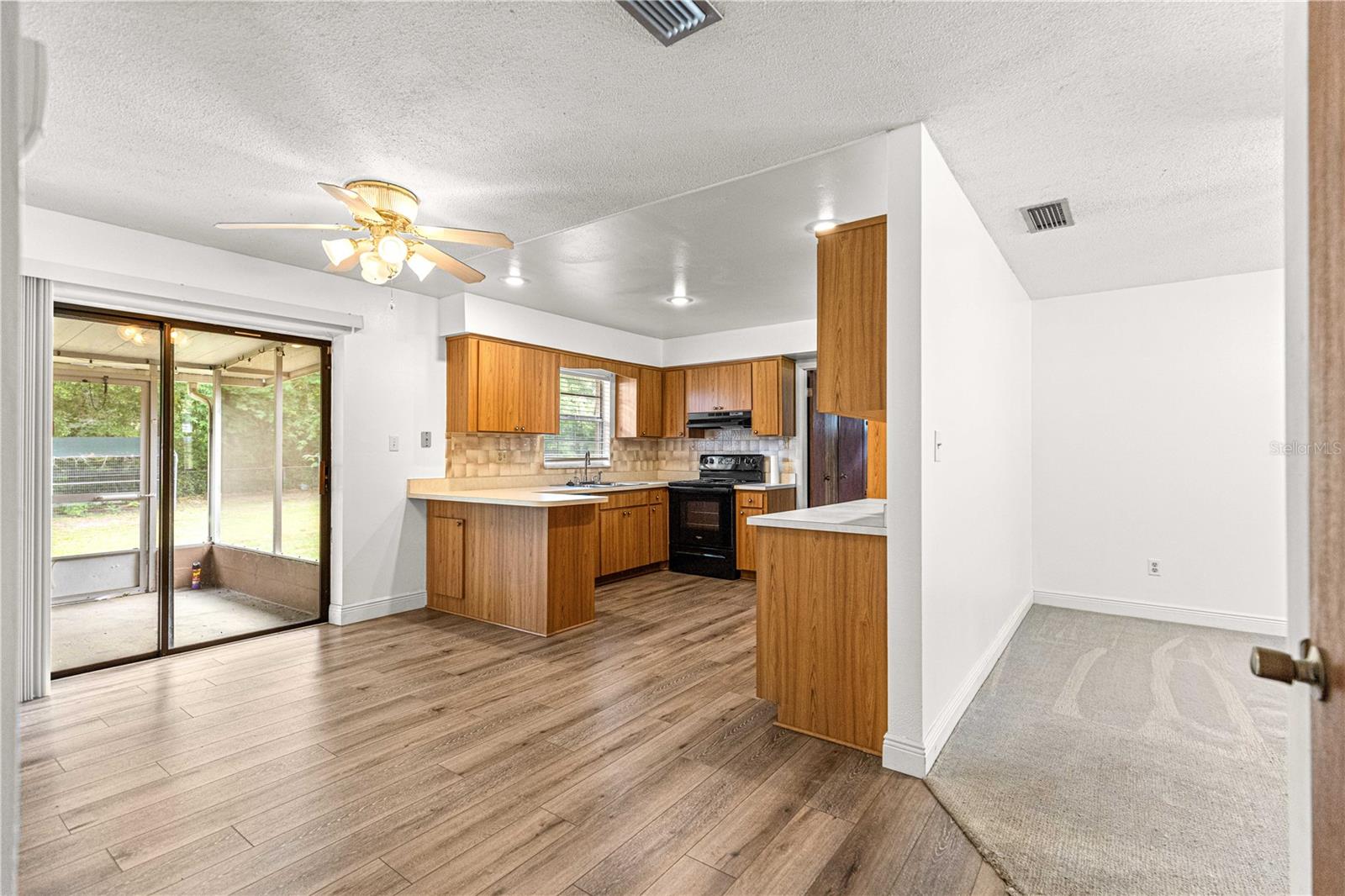 Image 7 of 39 For 1421 23rd Street