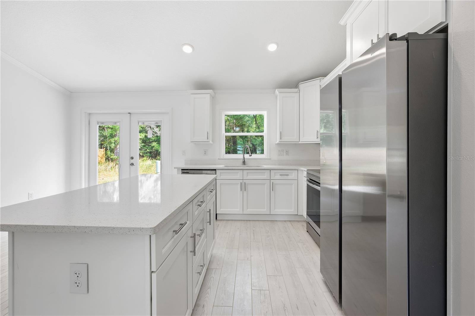 Image 12 of 38 For 15649 40th Street