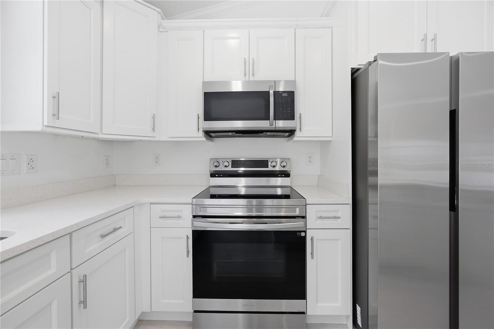 Image 14 of 38 For 15649 40th Street