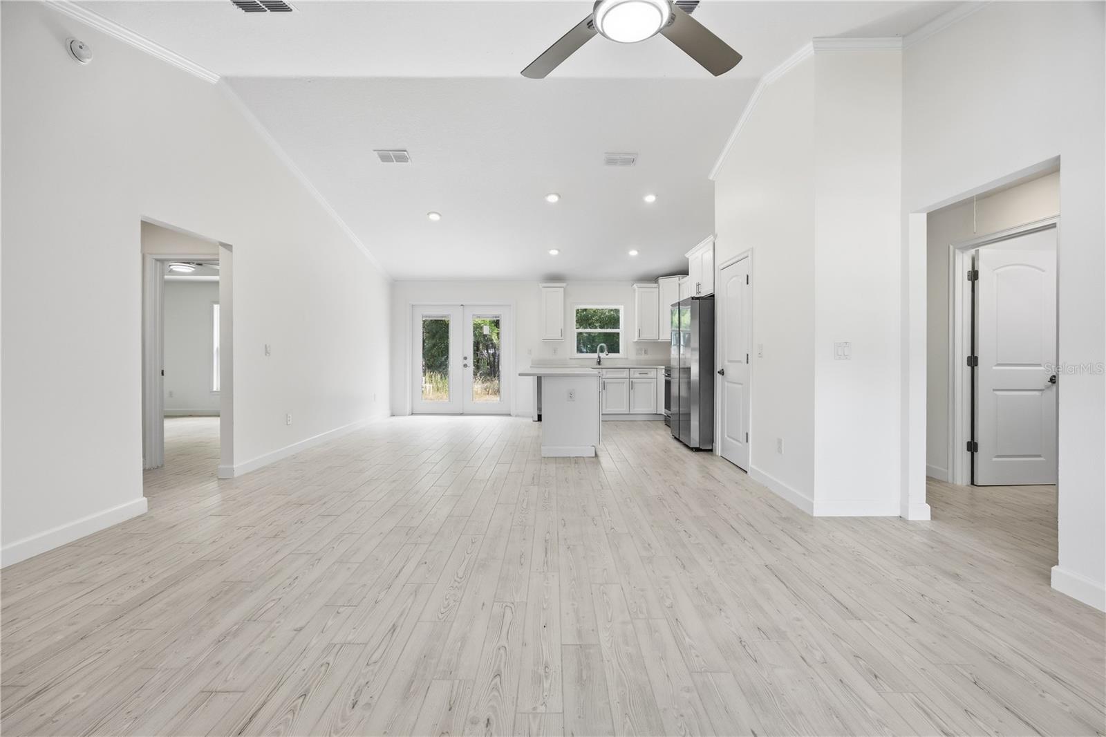 Image 4 of 38 For 15649 40th Street