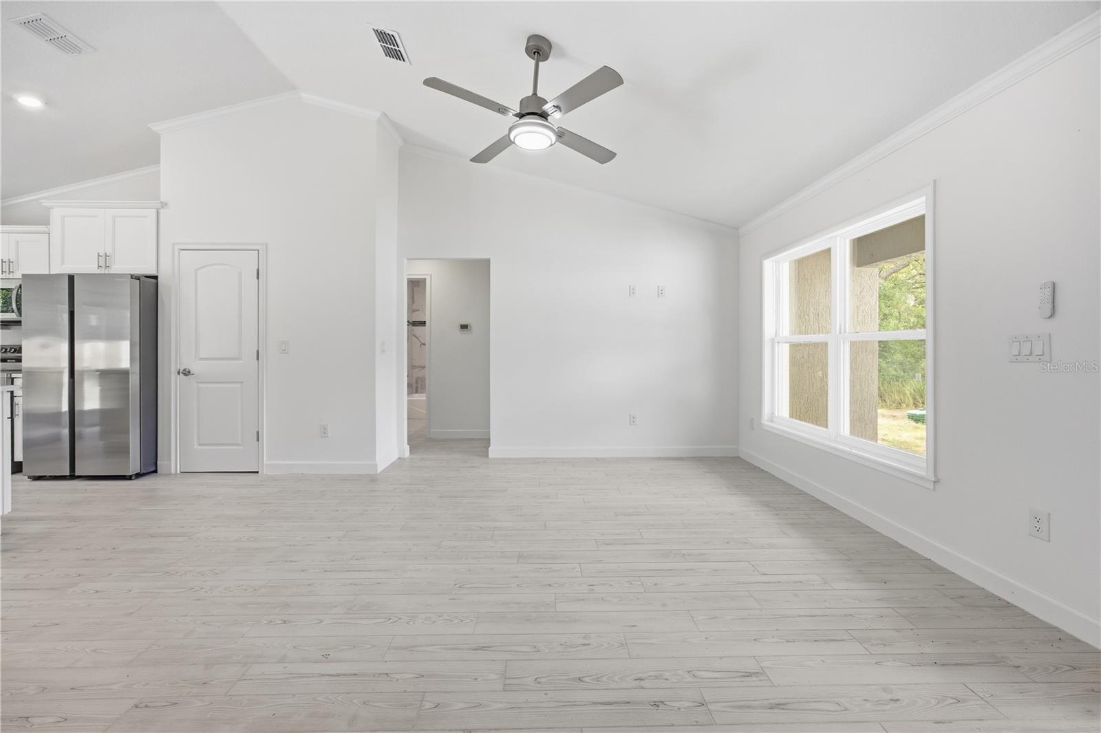 Image 5 of 38 For 15649 40th Street