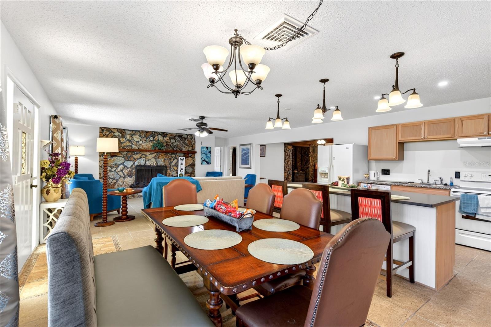 Image 14 of 40 For 16206 Sea Pines Drive