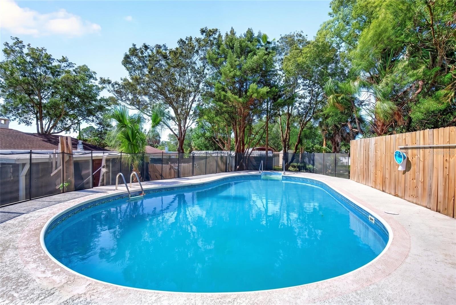 Image 2 of 40 For 16206 Sea Pines Drive