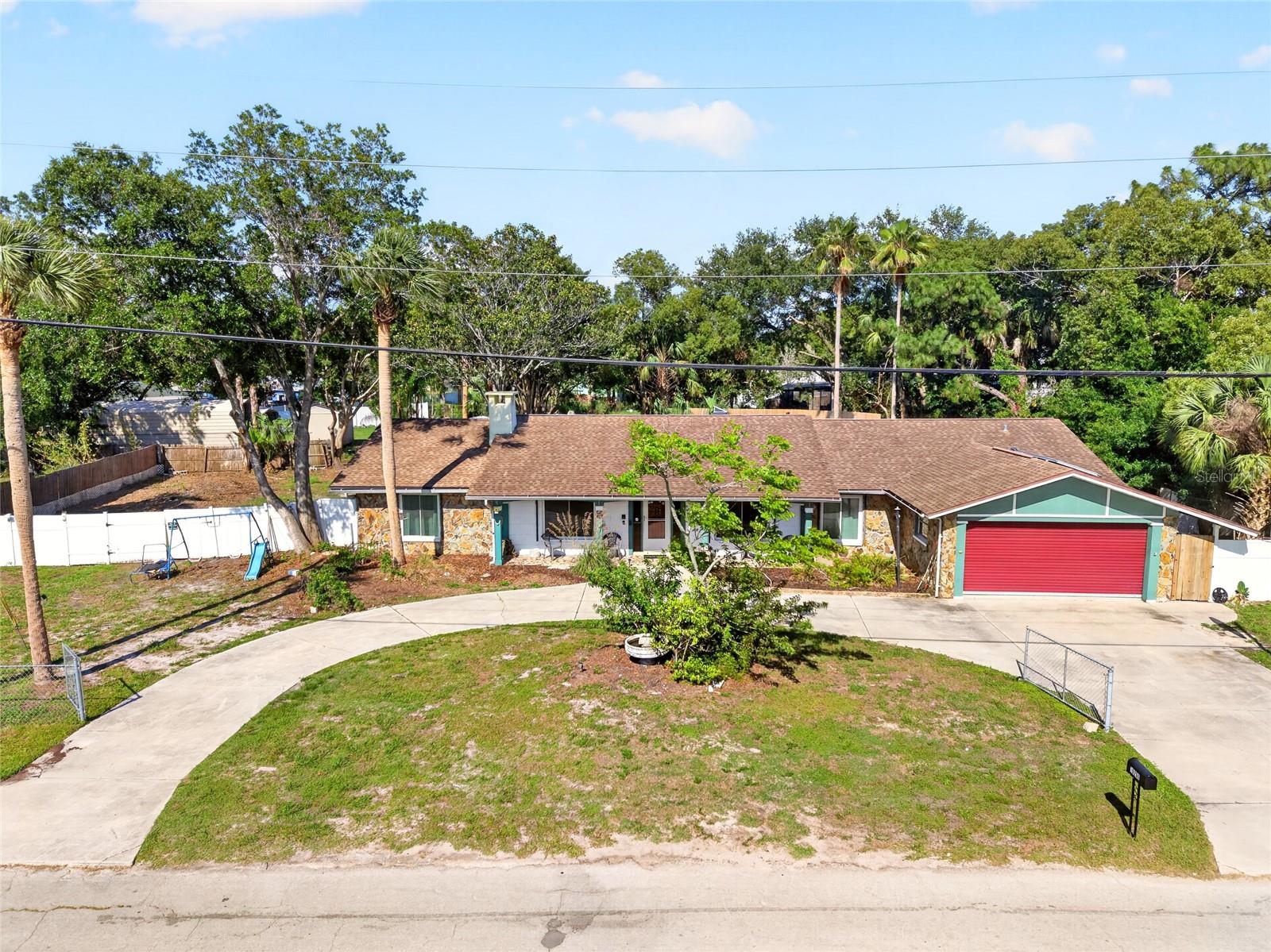 Image 3 of 40 For 16206 Sea Pines Drive