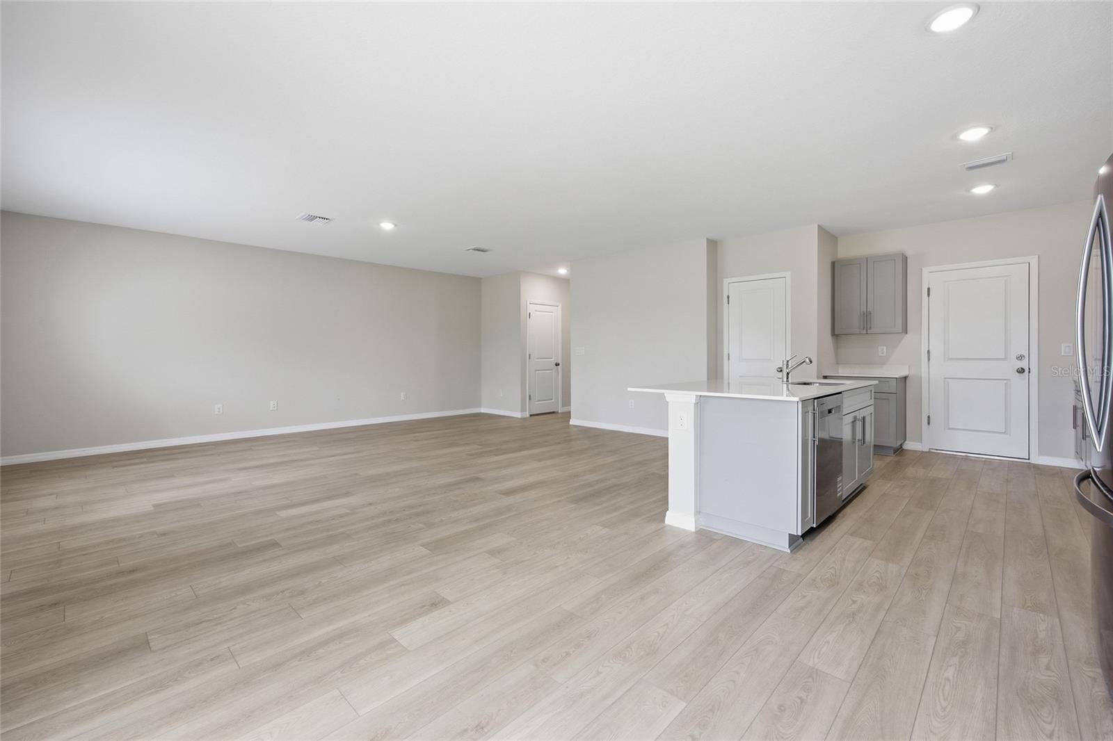 Image 19 of 69 For 37114 Sagemoor Drive