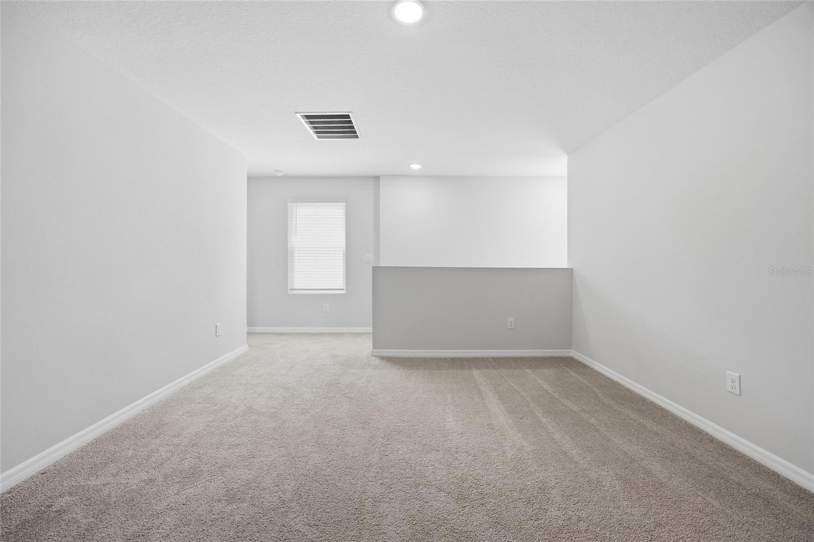 Image 26 of 69 For 37114 Sagemoor Drive