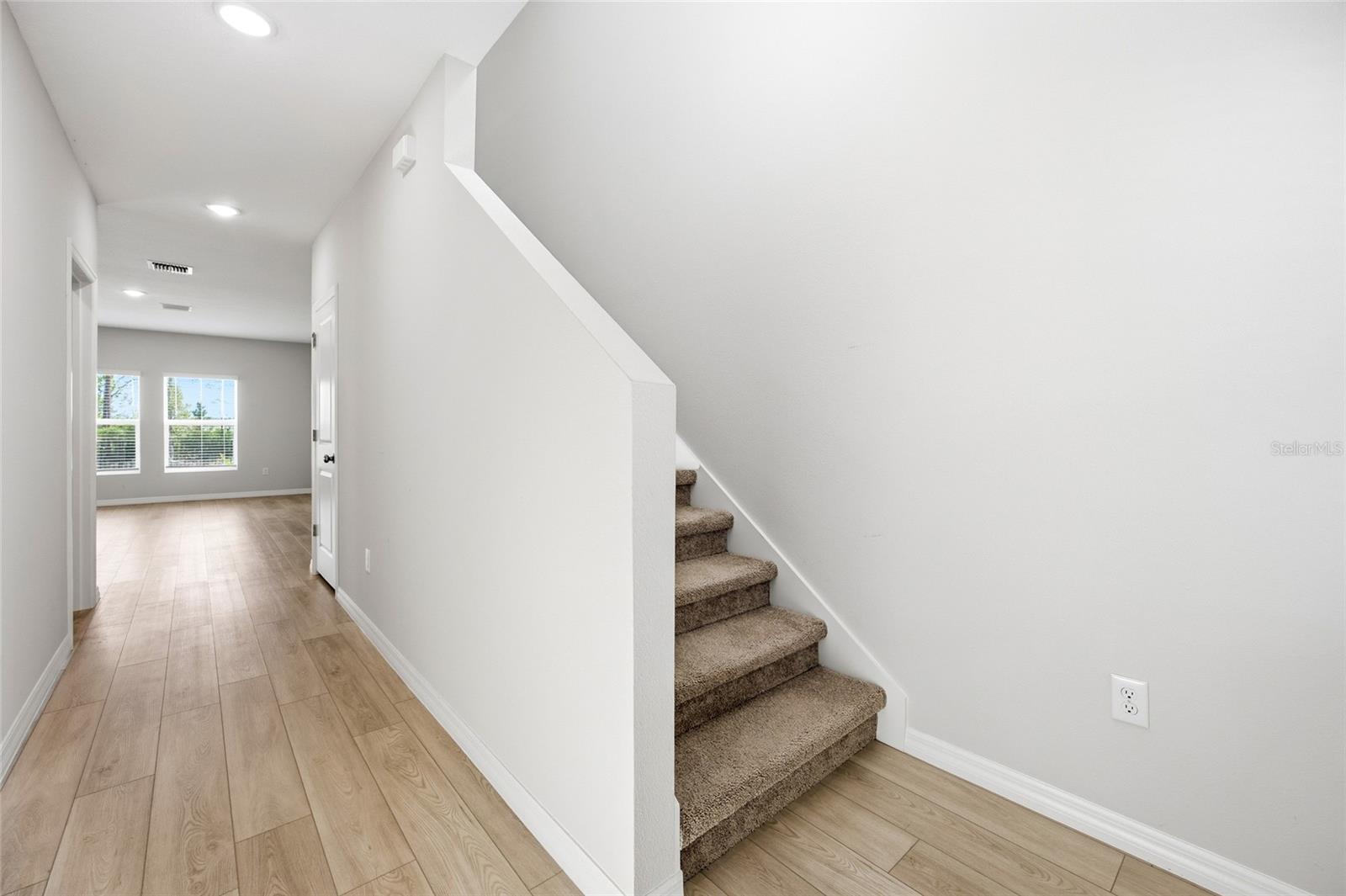 Image 8 of 69 For 37114 Sagemoor Drive