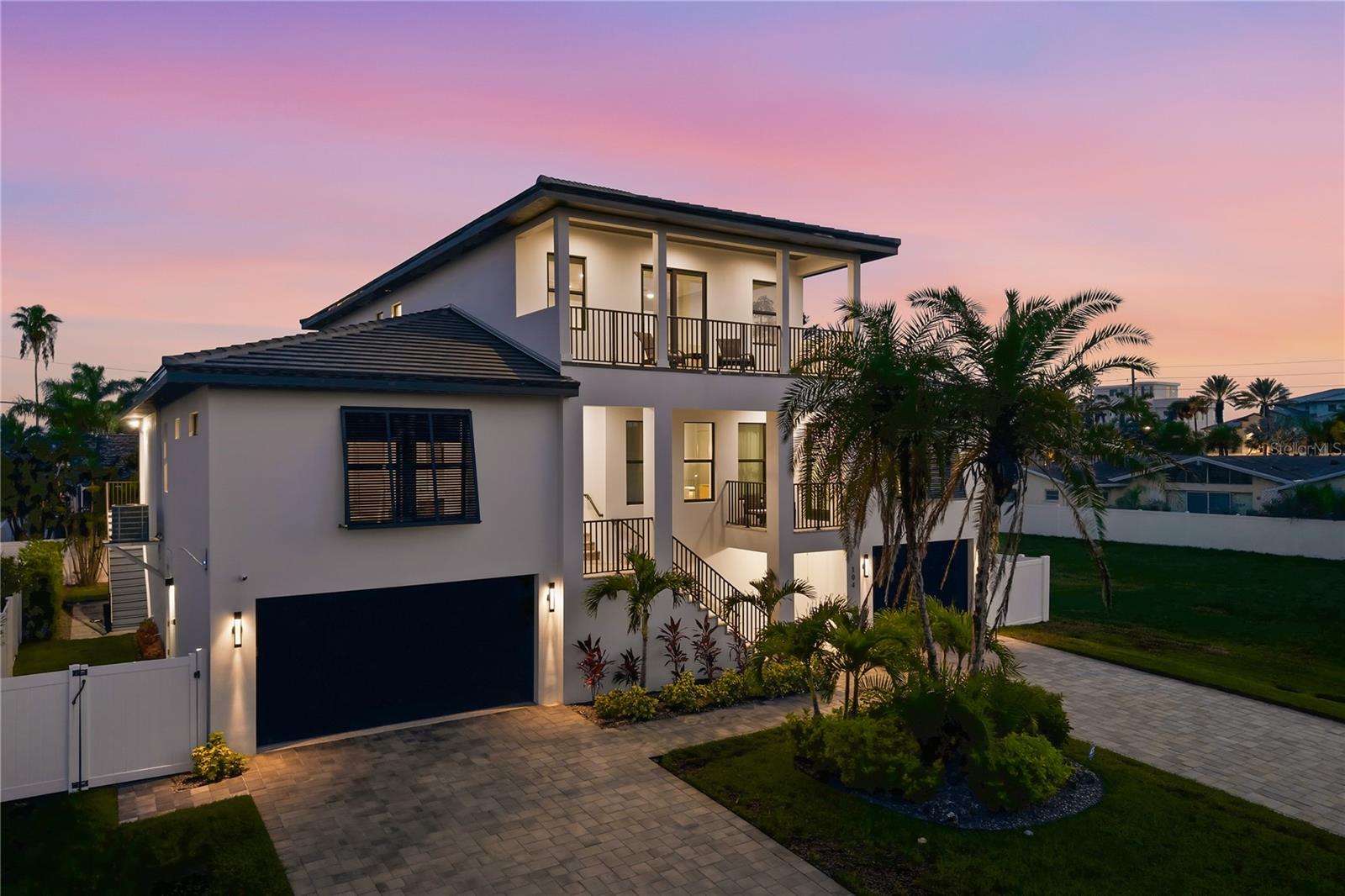 Details for 104 17th Street, BELLEAIR BEACH, FL 33786