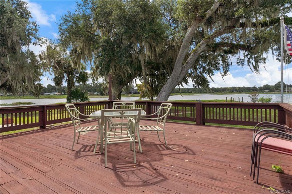 Image 40 of 50 For 8004 E Halcyon Isle Court