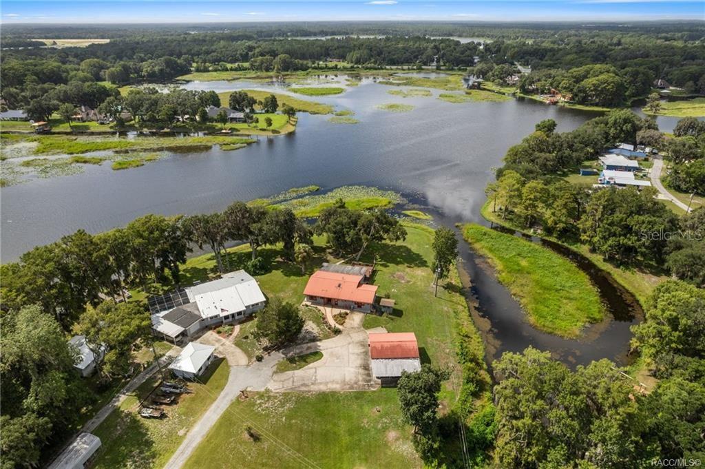 Image 49 of 50 For 8004 E Halcyon Isle Court