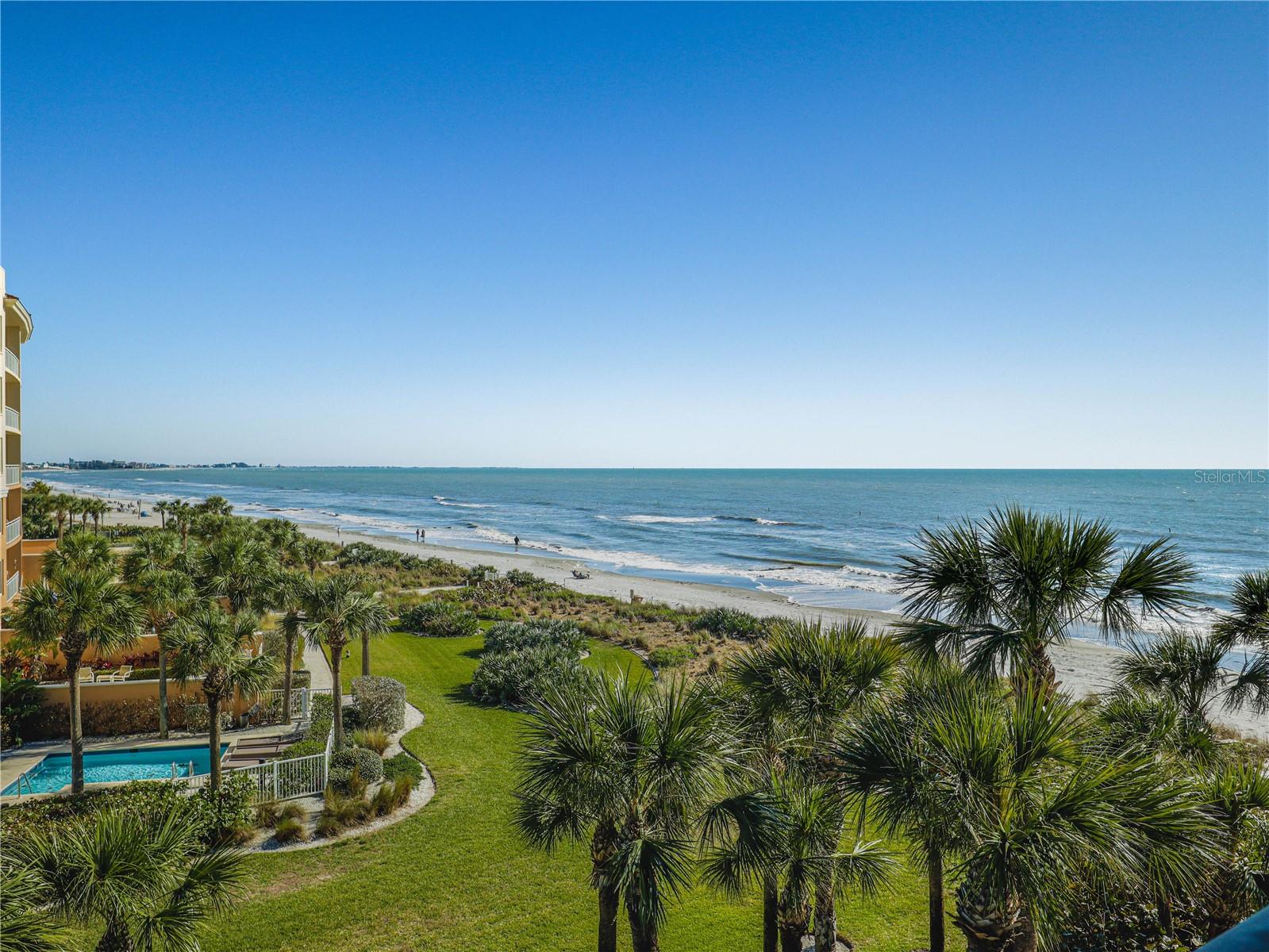 Image 61 of 76 For 15316 Gulf Boulevard 301