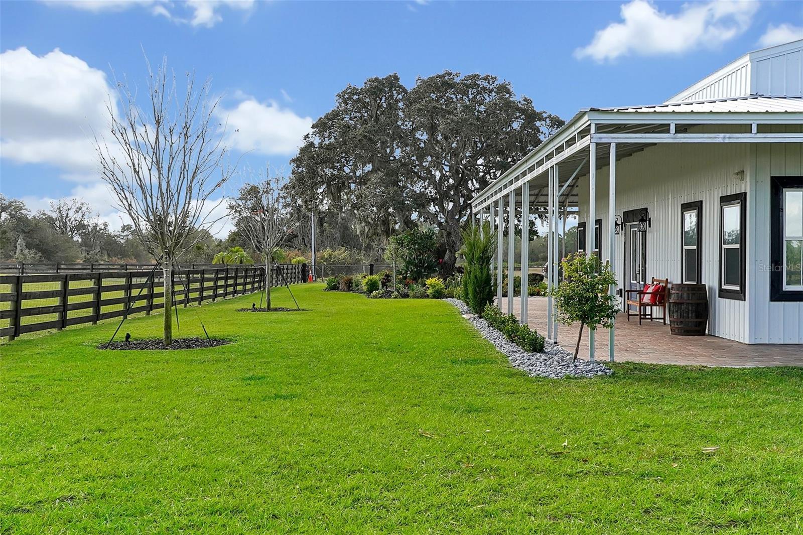 Listing photo id 42 for 3395 Lake Buffum Road E