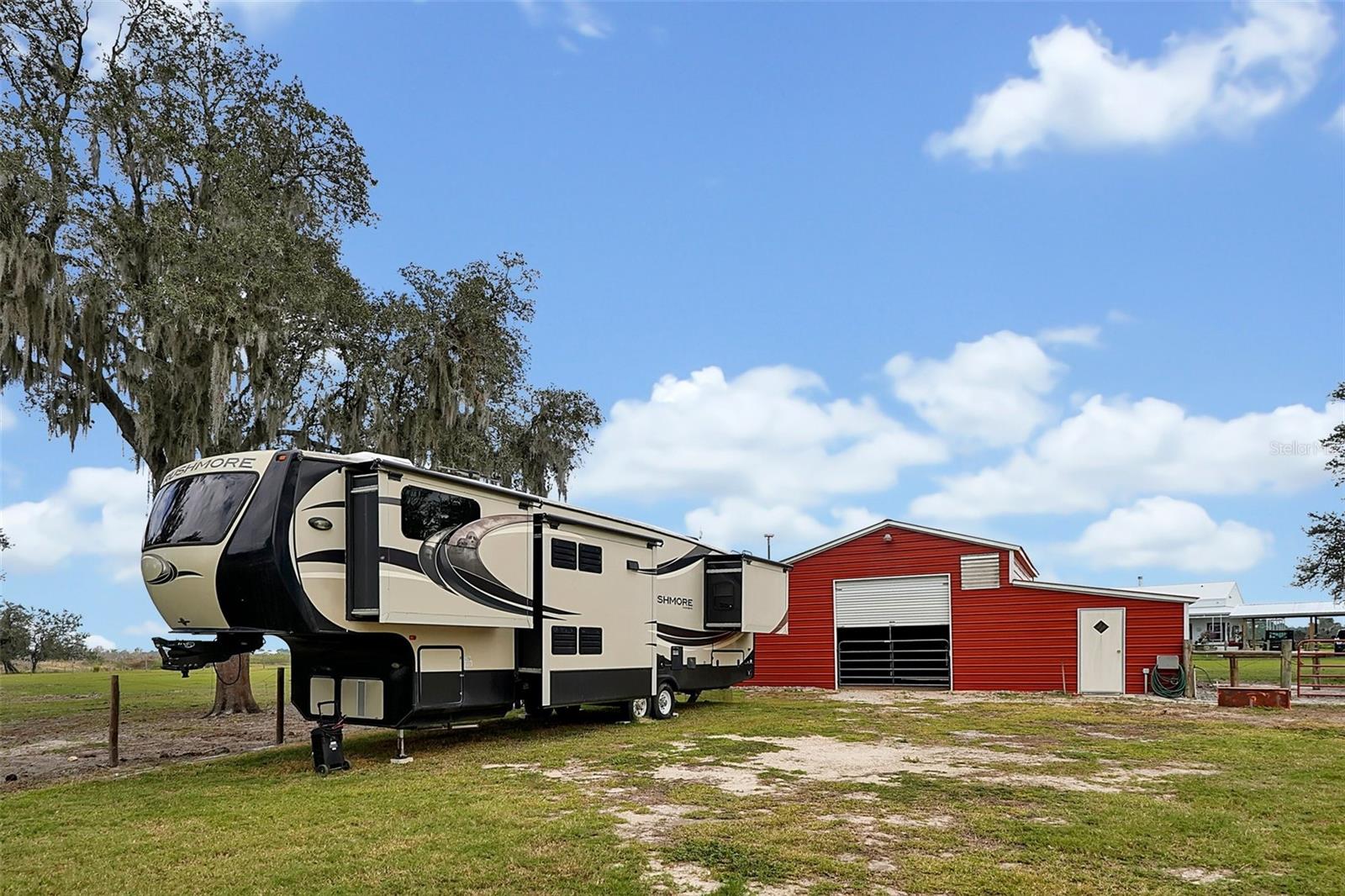Listing photo id 54 for 3395 Lake Buffum Road E
