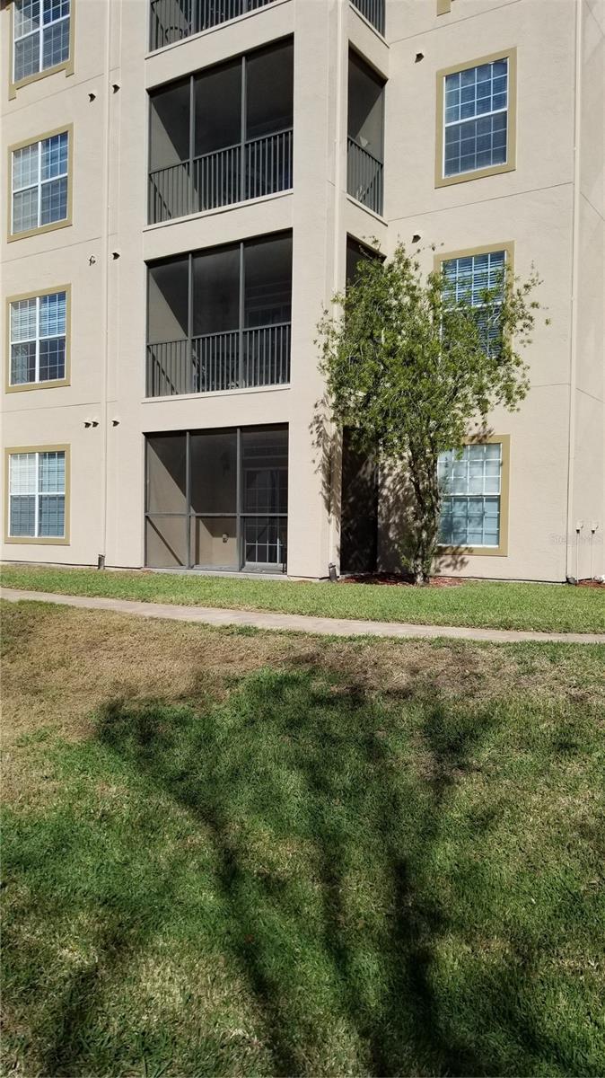 Image 21 of 27 For 8010 Tuscany Way 5308