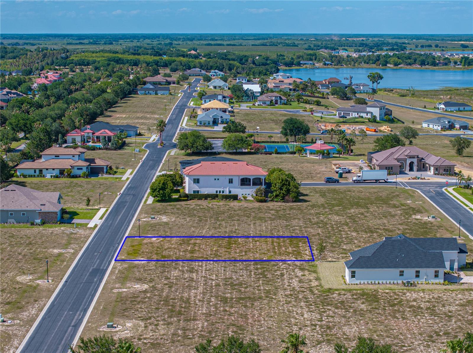 Image 7 of 72 For 158 Blazing Star Avenue