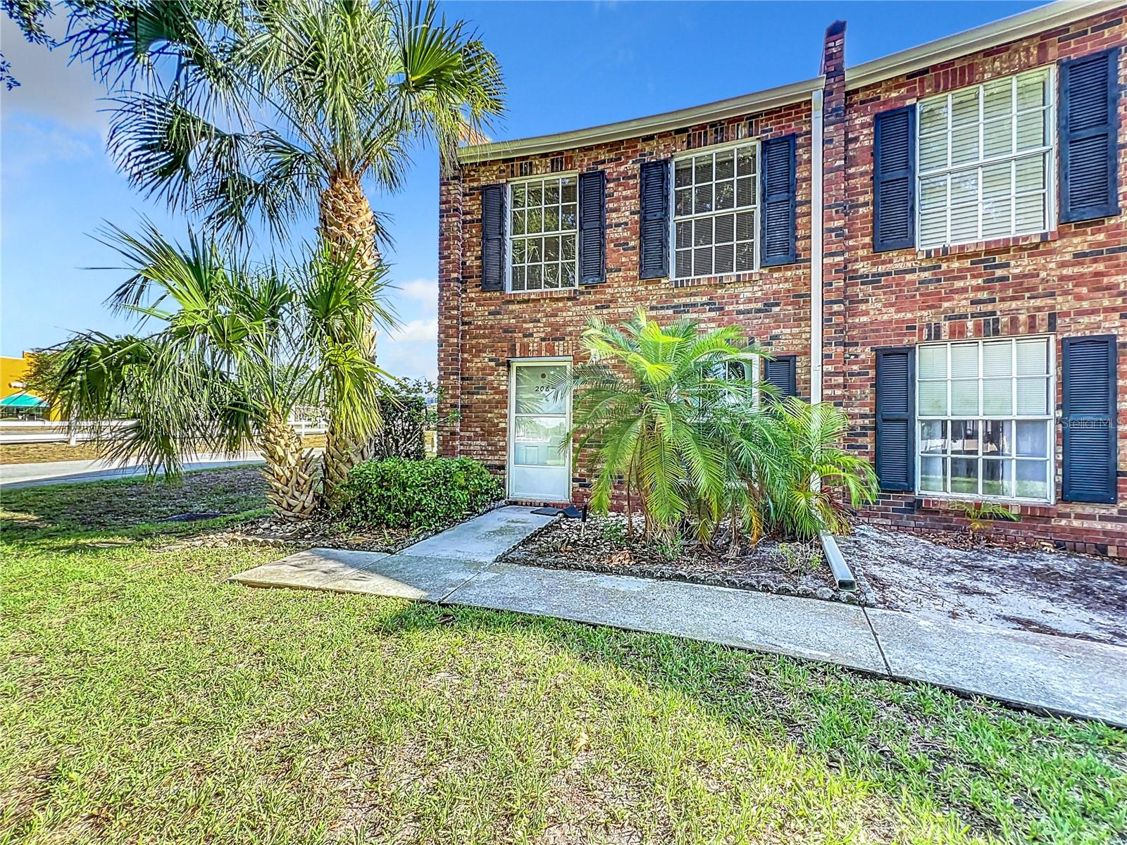 Image 5 of 43 For 5850 Cypress Gardens Boulevard 206