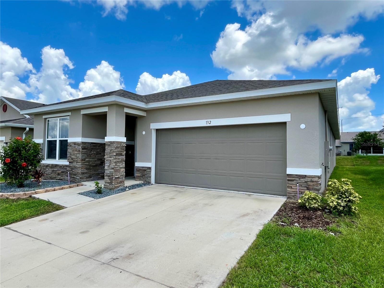 Details for 132 Lake Smart Circle, WINTER HAVEN, FL 33881