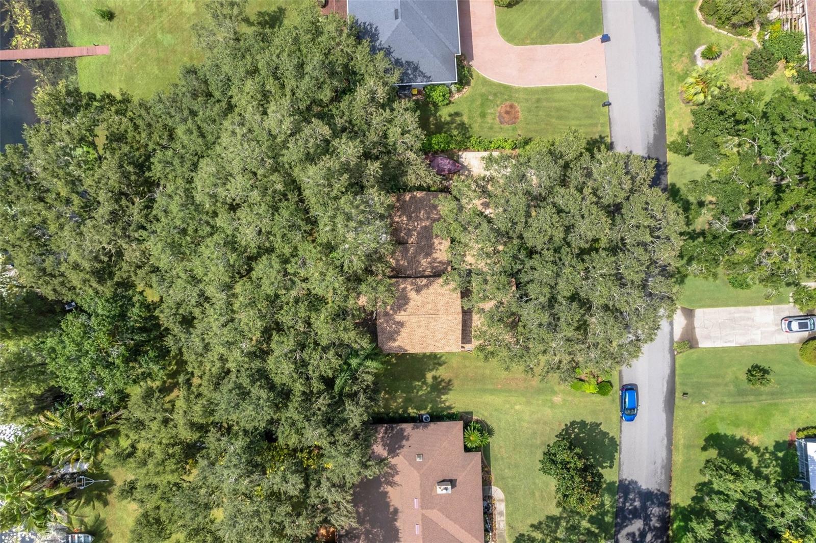 Image 10 of 60 For 2019 Shoreland Drive