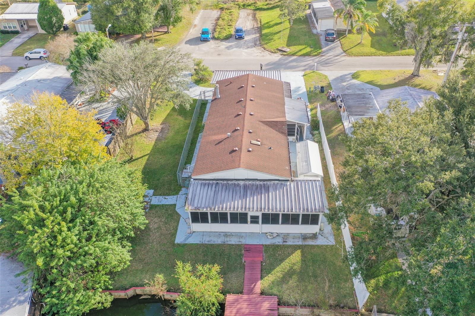 Image 21 of 36 For 3606 Lazy Lake Drive S