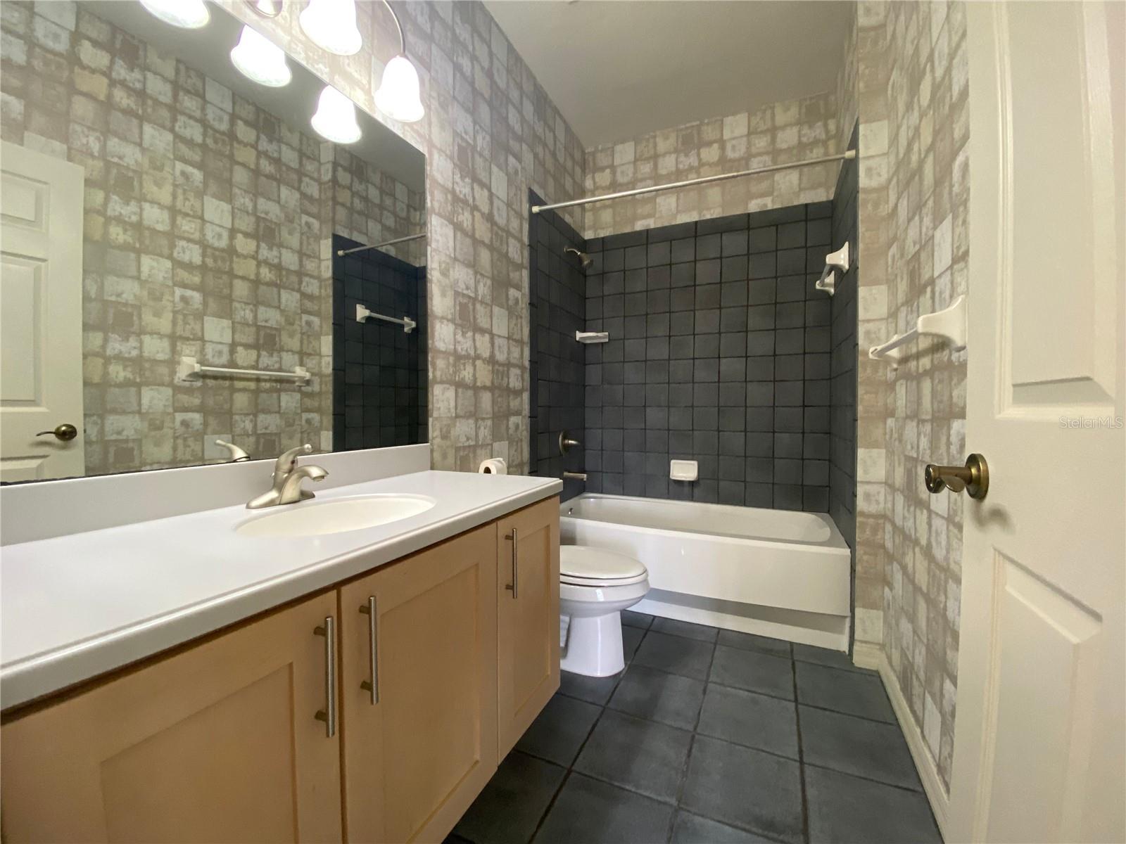 Image 15 of 45 For 1202 Ashton Palms Drive 6